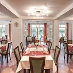 Sziget Veranka Hotel *