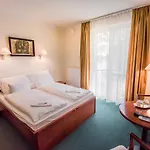 Sziget Veranka Hotel *