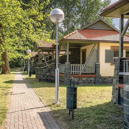 Sziget Veranka Hotel *